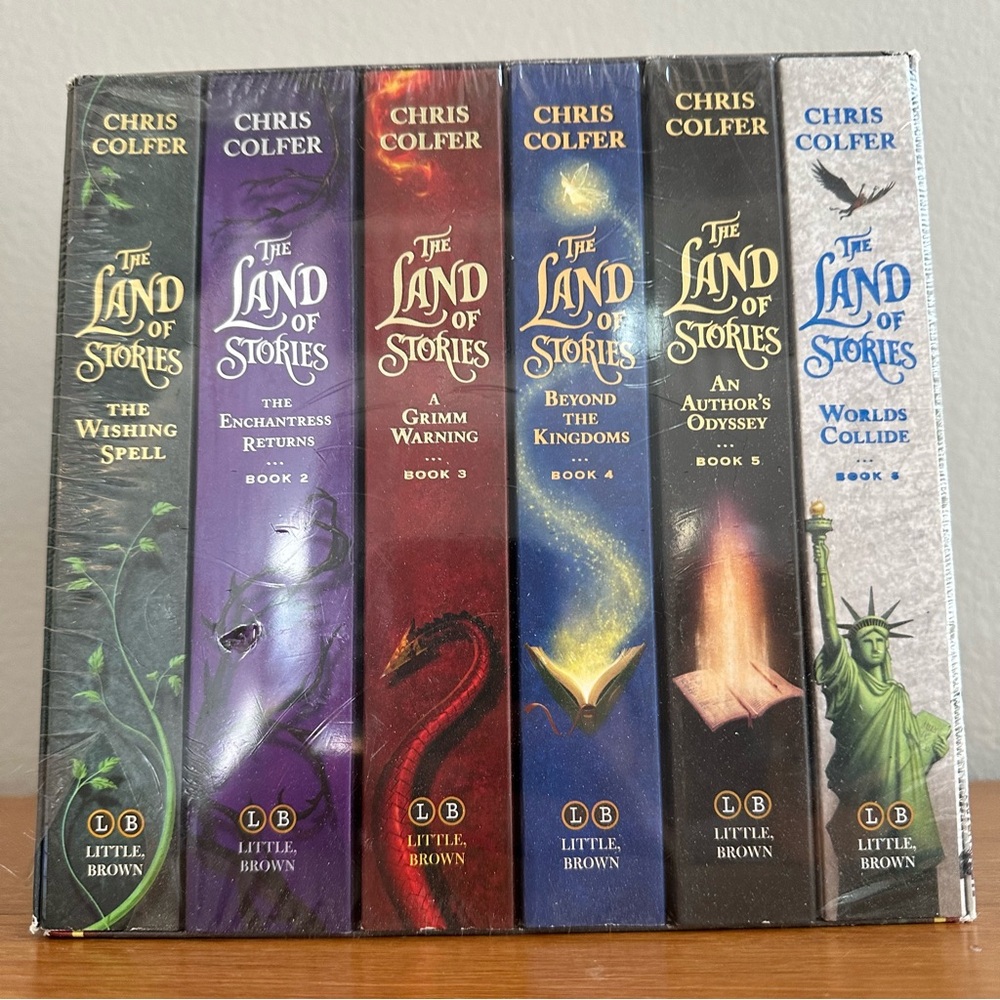 NWOT - The Land of Stories - Complete Paperback Gift Box - Set 6 Books - Picture 3 of 8